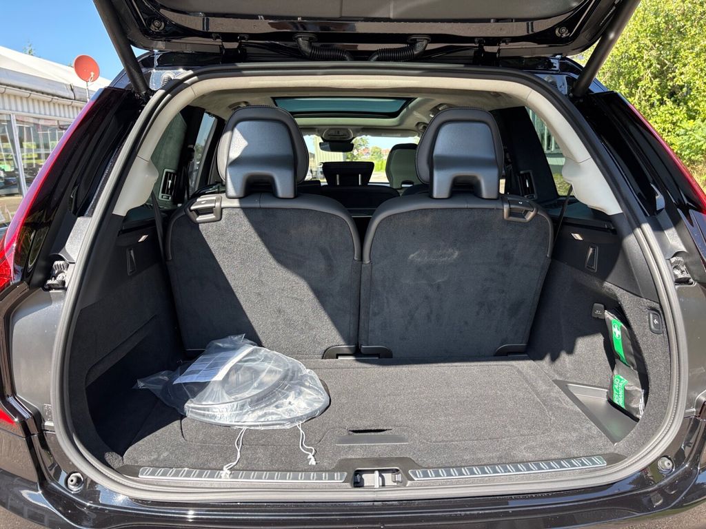 Volvo XC90 2025