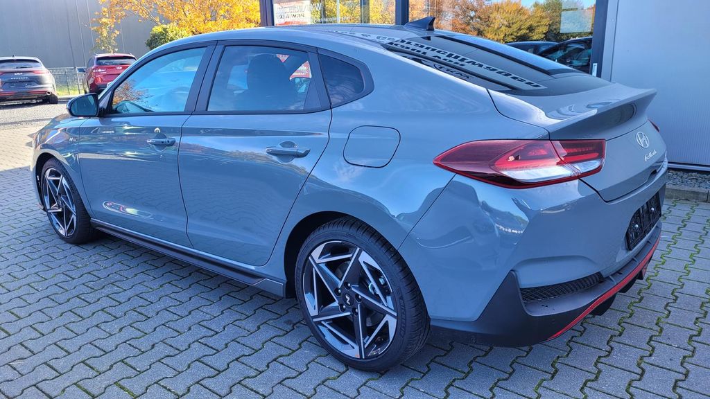 Hyundai i30 2025