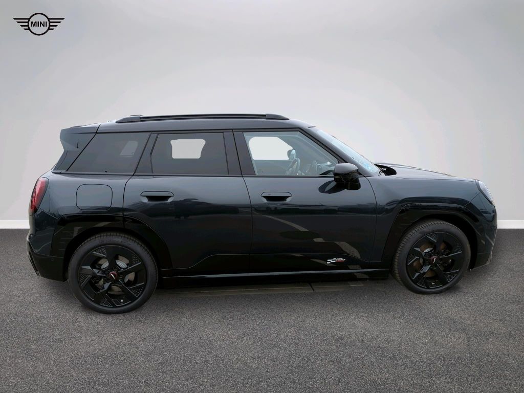 MINI John Cooper Works 2025