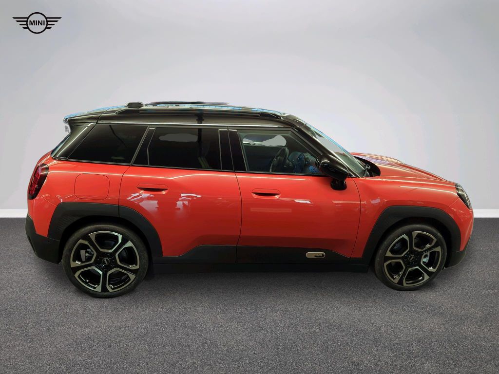 MINI John Cooper Works 2025