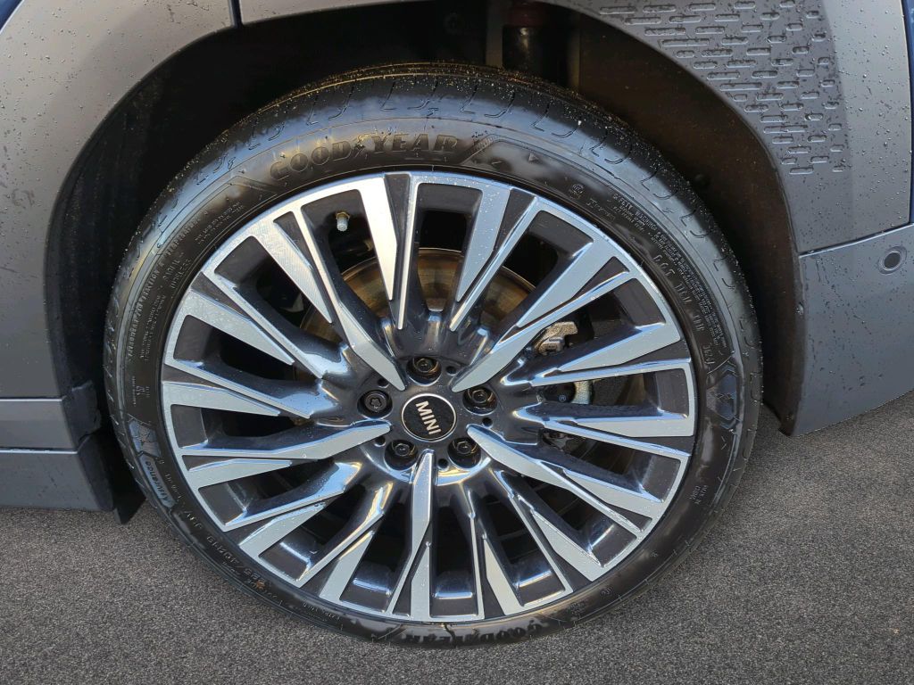 MINI John Cooper Works 2025