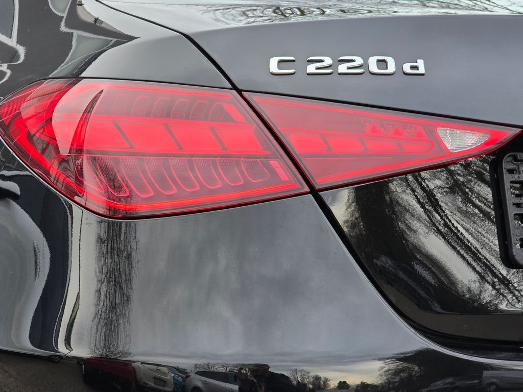 Mercedes-Benz C 220 2024