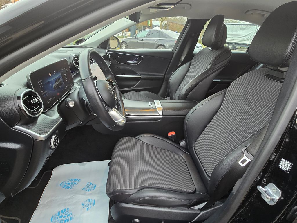Mercedes-Benz C 220 2024