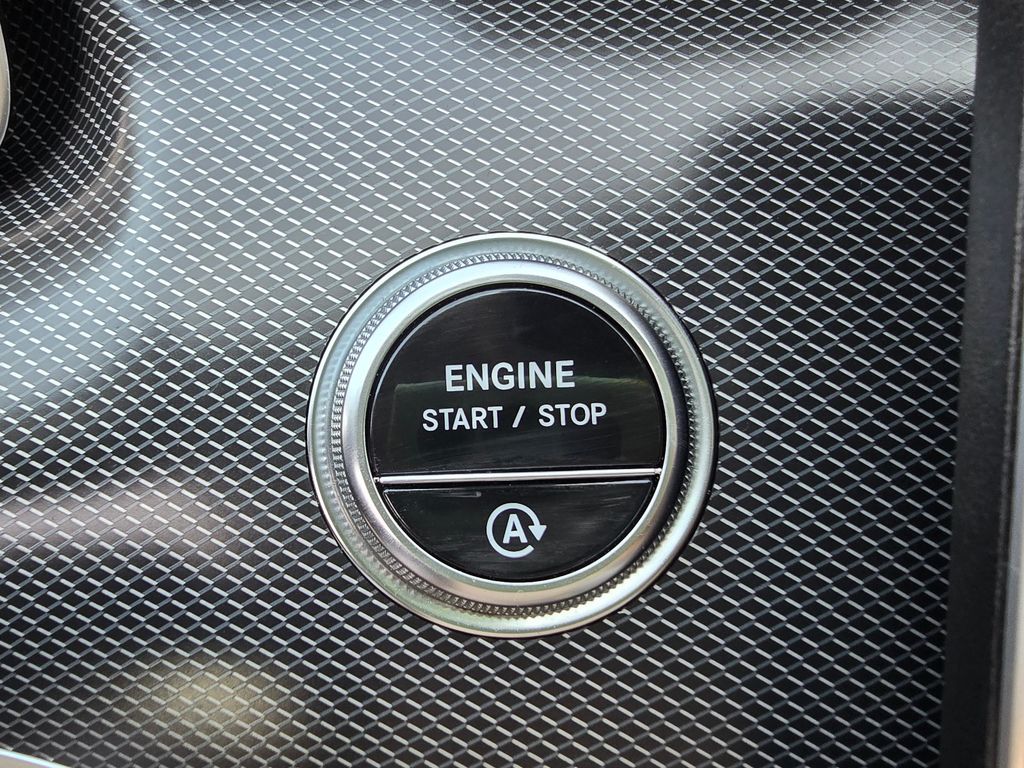 Mercedes-Benz C 220 2024