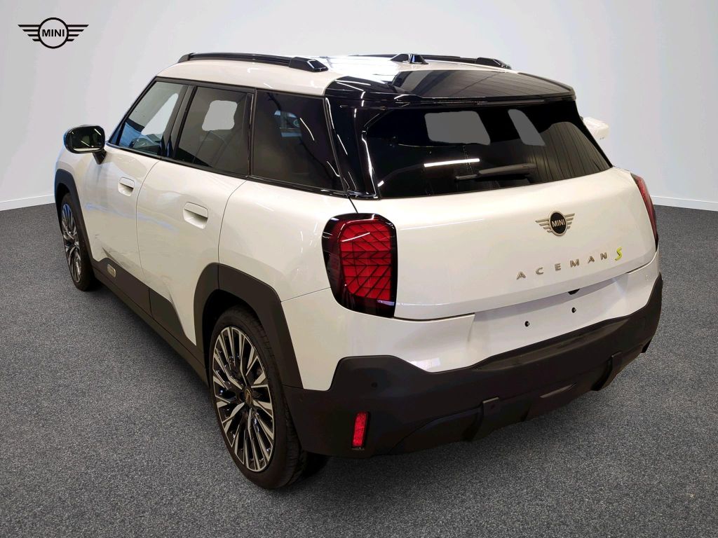 MINI John Cooper Works 2025