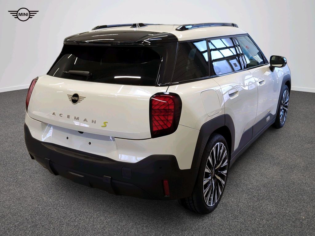 MINI John Cooper Works 2025