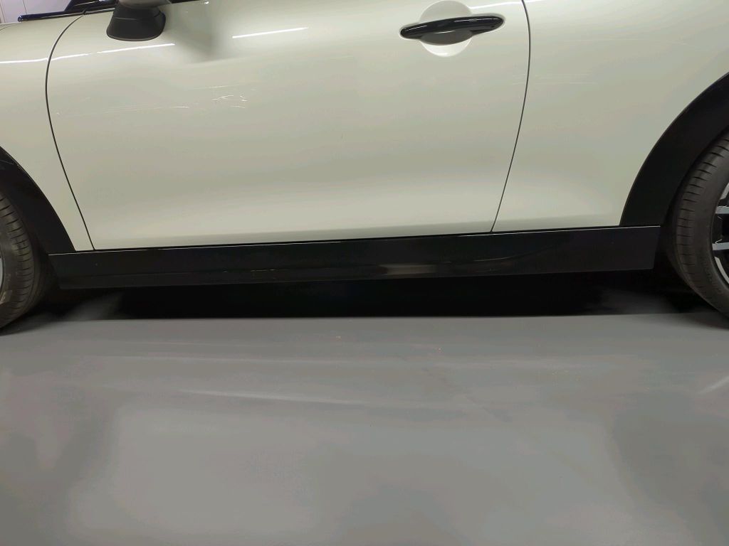 MINI John Cooper Works Cabrio 2025