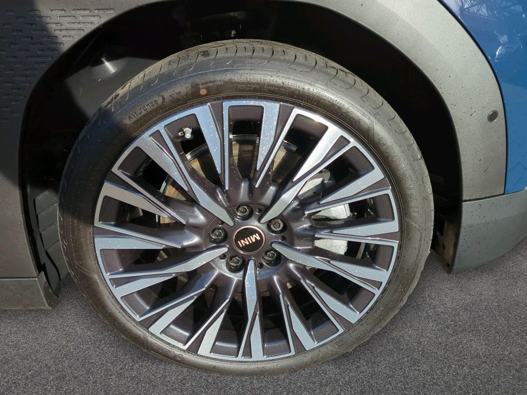 MINI John Cooper Works 2025