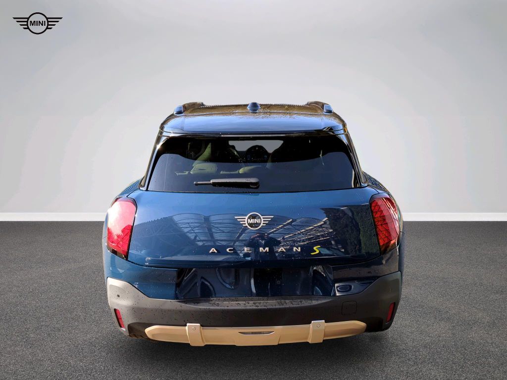 MINI John Cooper Works 2025