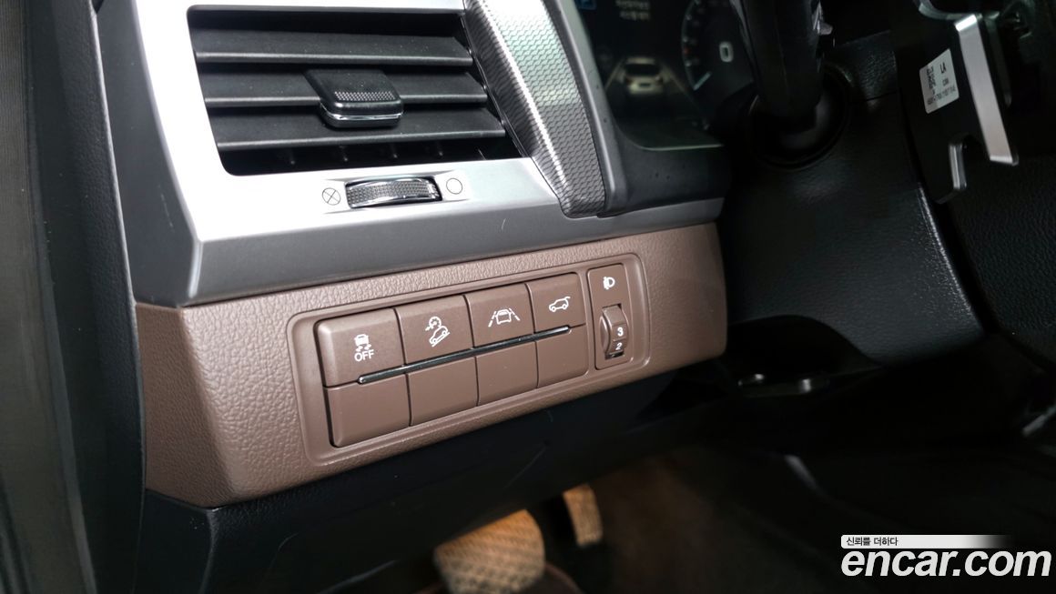 KG_Mobility_Ssangyong Rexton 2021