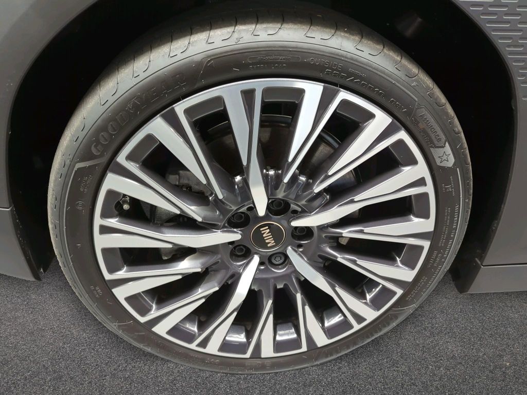 MINI John Cooper Works 2025