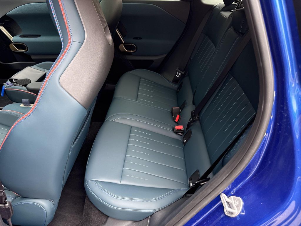 MINI John Cooper Works 2025