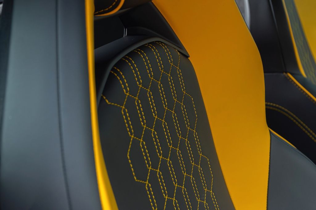 Lamborghini Revuelto 2025