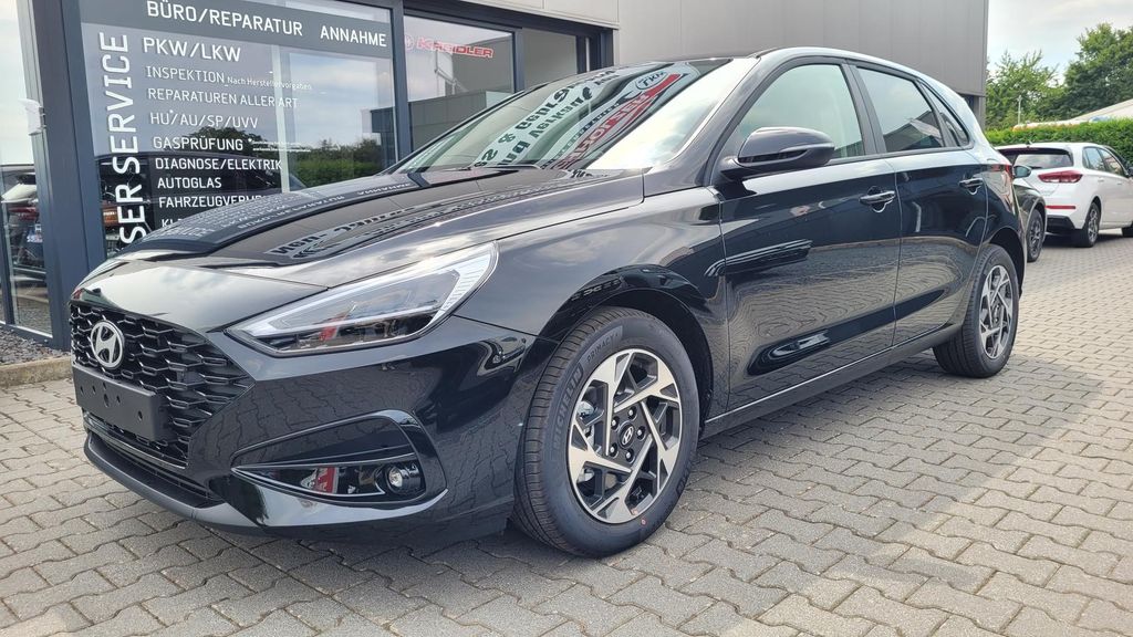 Hyundai i30 2025