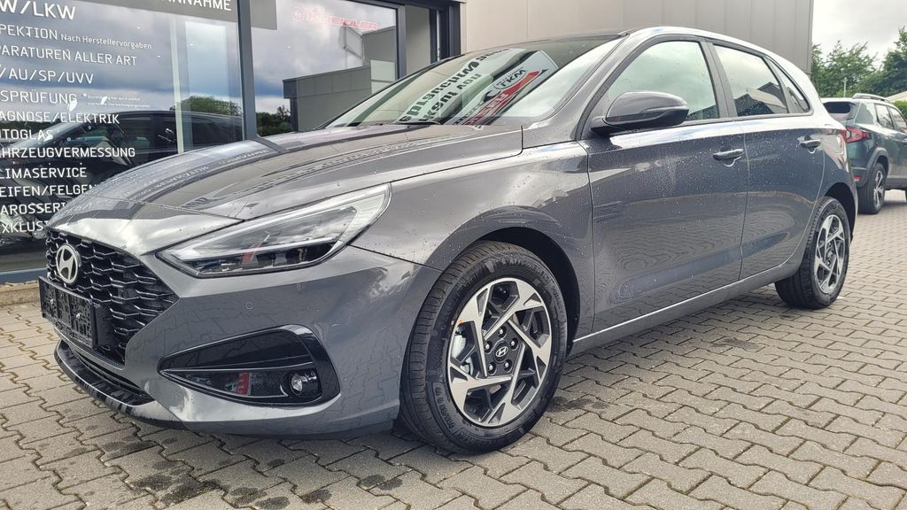 Hyundai i30 2025