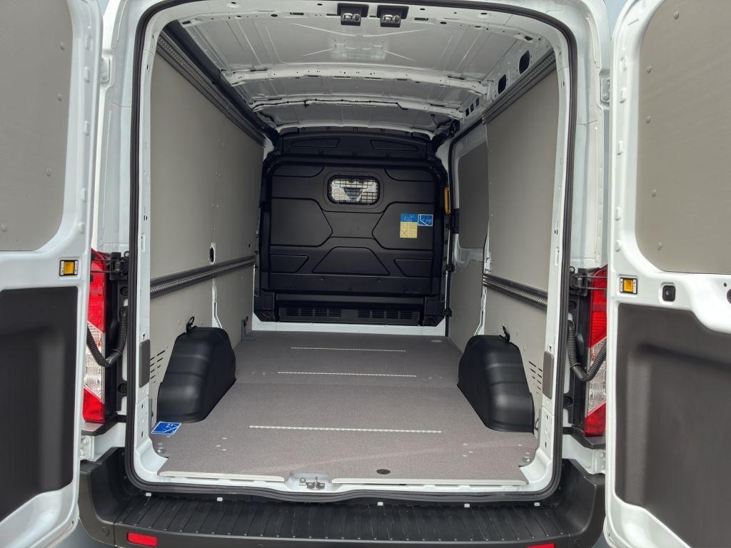 Ford Transit 2025