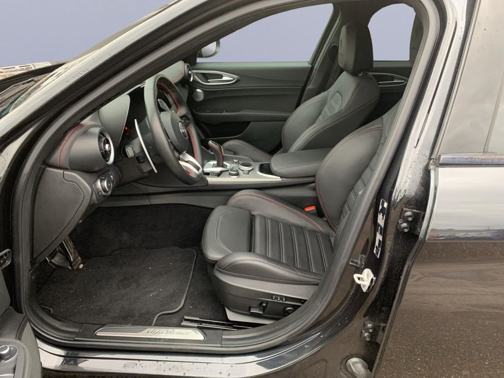 Alfa Romeo Giulia 2023