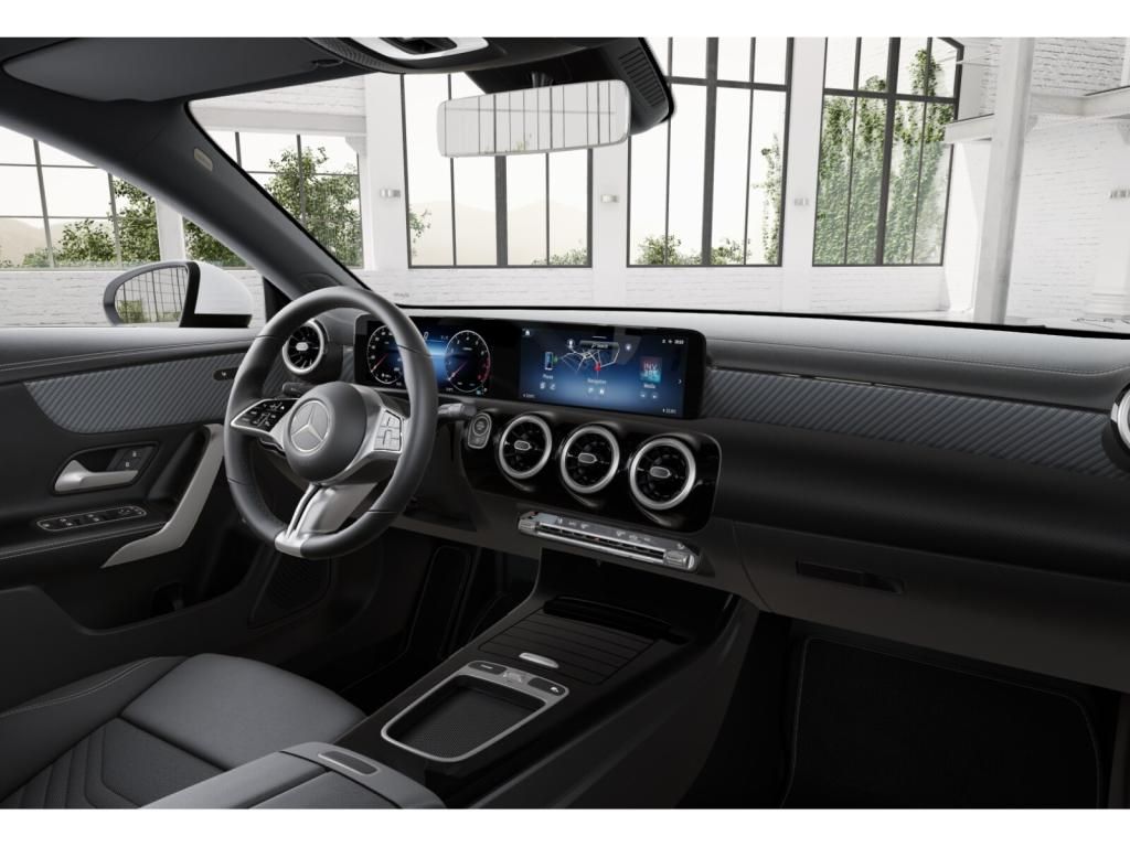 Mercedes-Benz CLA 180 2024