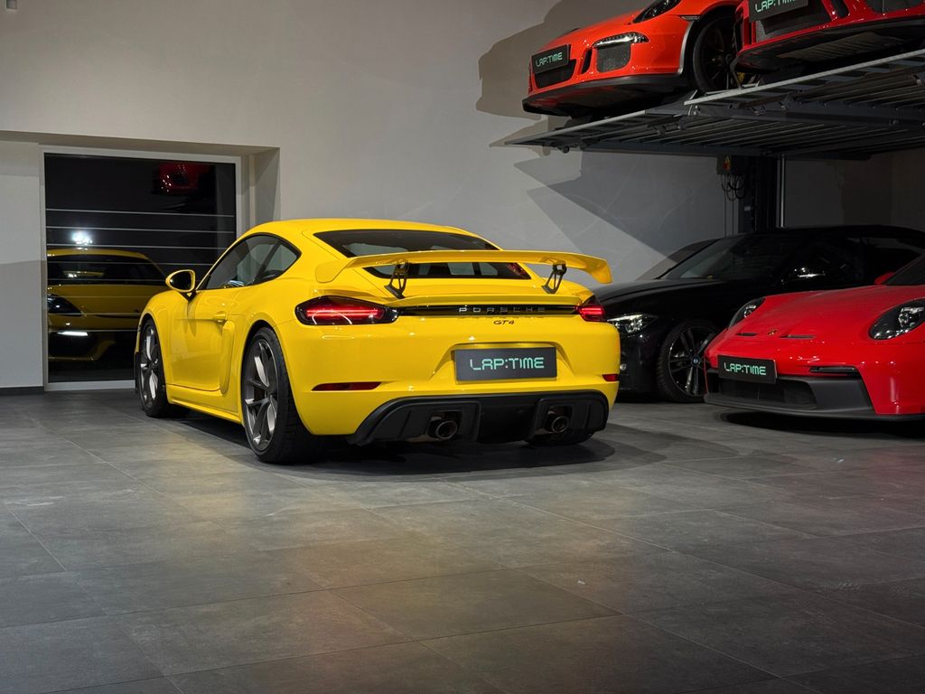 Porsche Cayman 2019