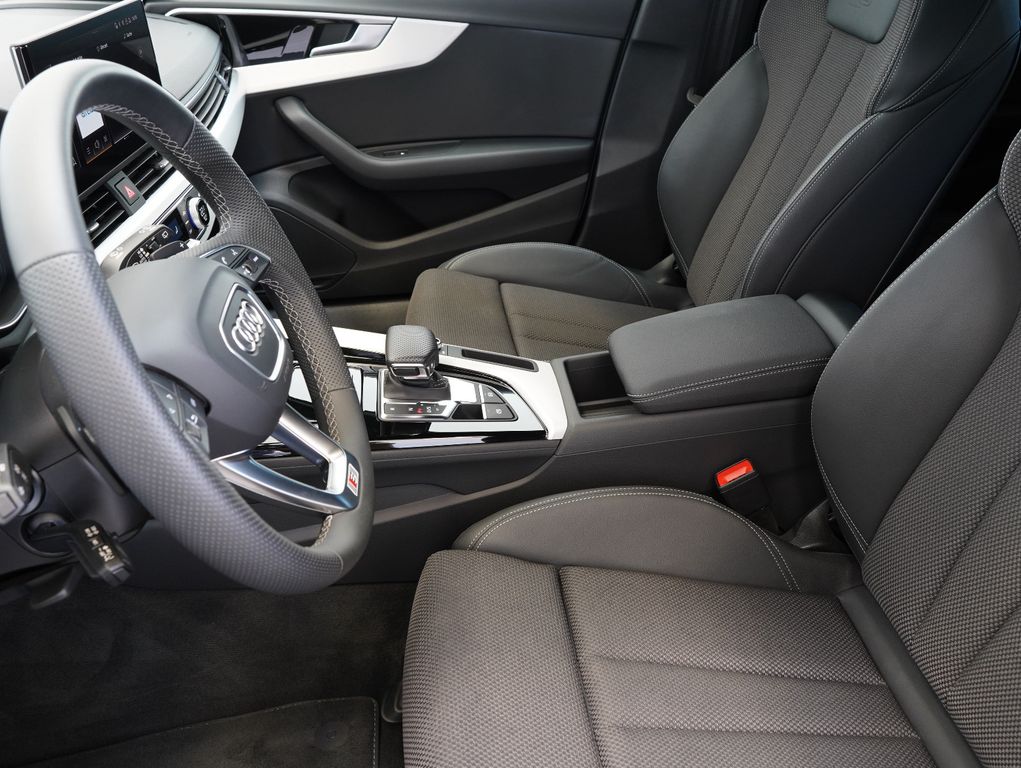 Audi A4 2024