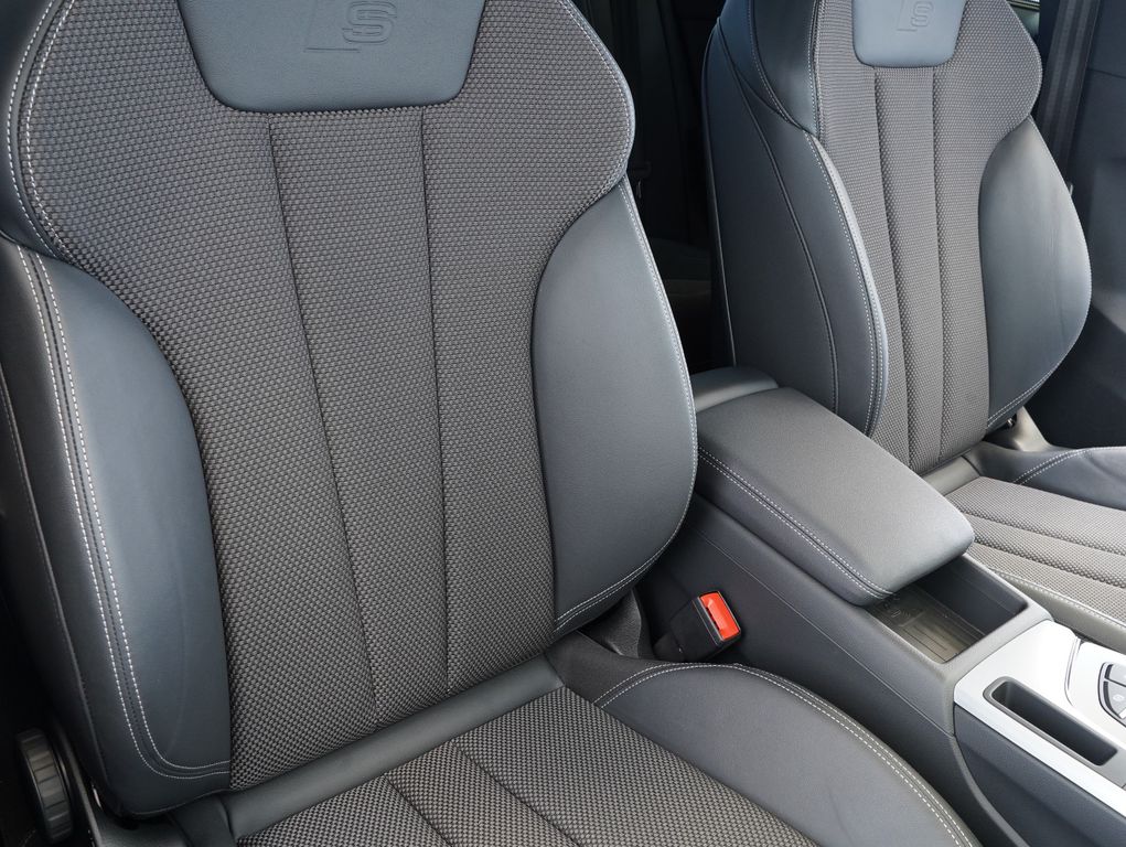 Audi A4 2024