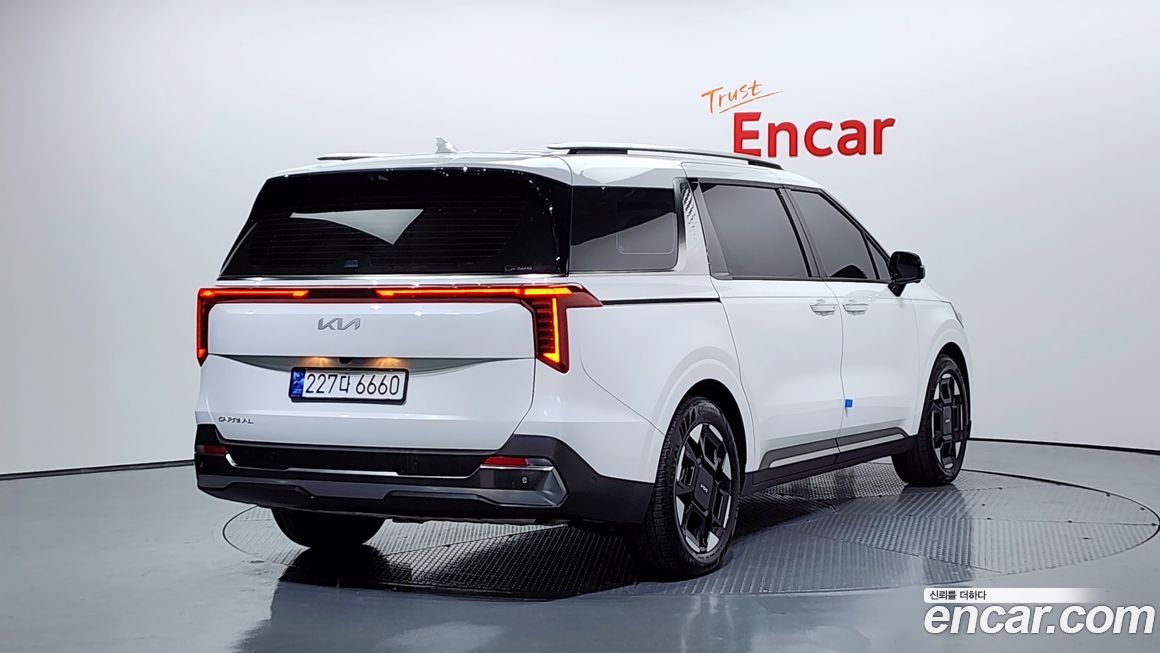 Kia Canival 2024