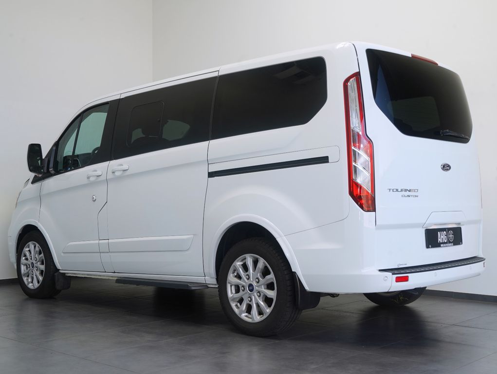 Ford Tourneo Custom 2021