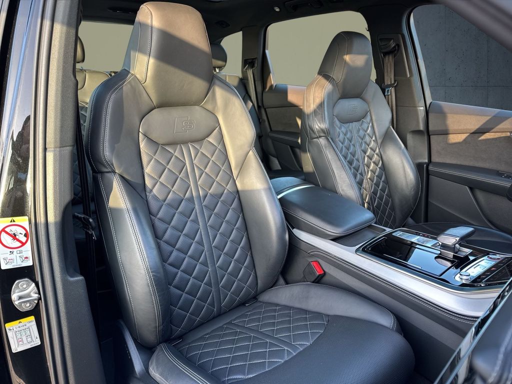 Audi SQ7 2023