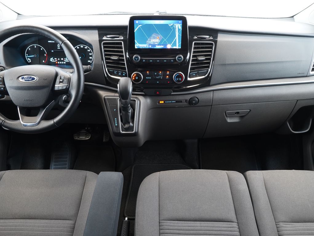 Ford Tourneo Custom 2021