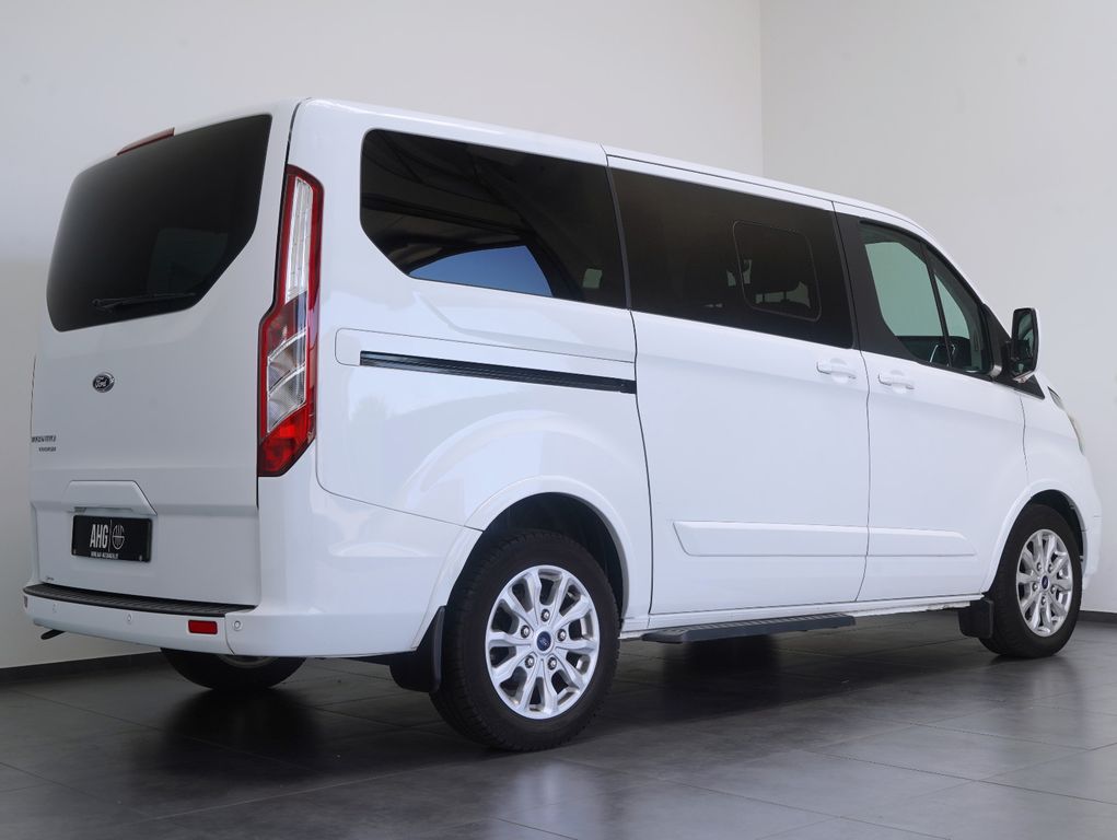 Ford Tourneo Custom 2021