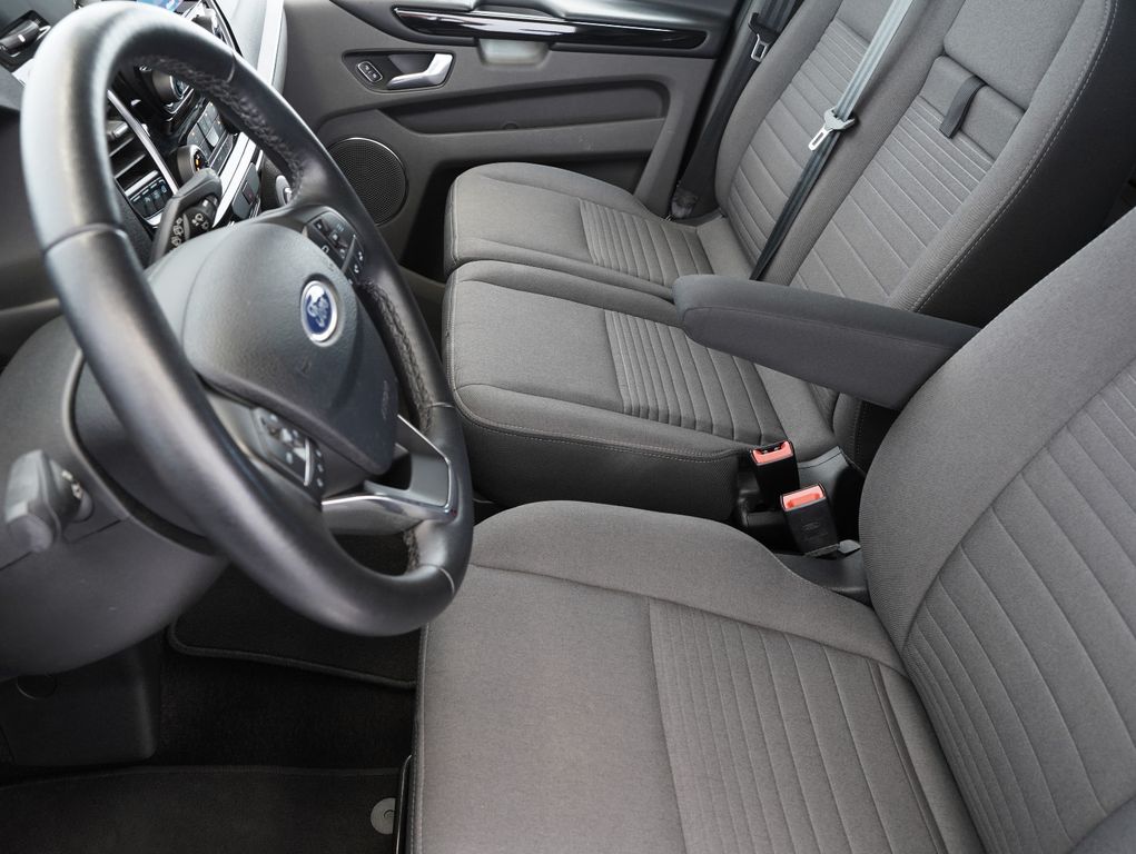Ford Tourneo Custom 2021