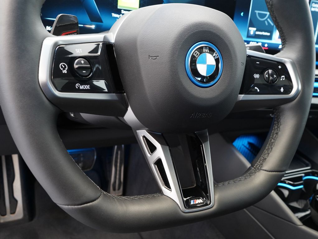 BMW i5 2024