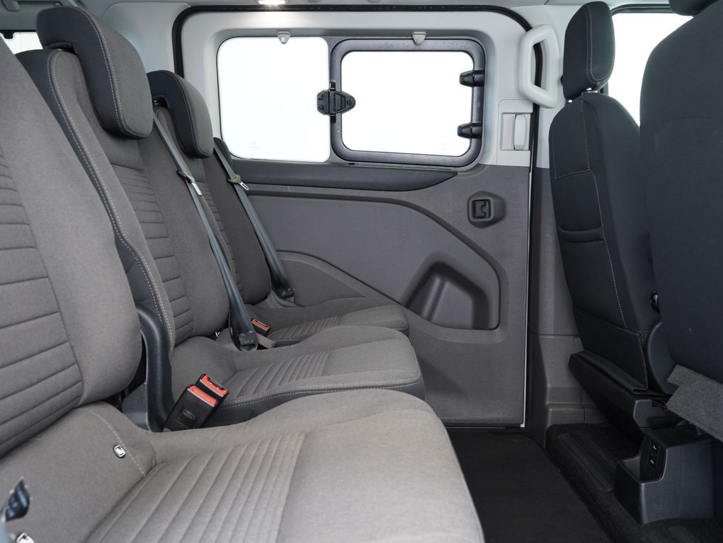 Ford Tourneo Custom 2021