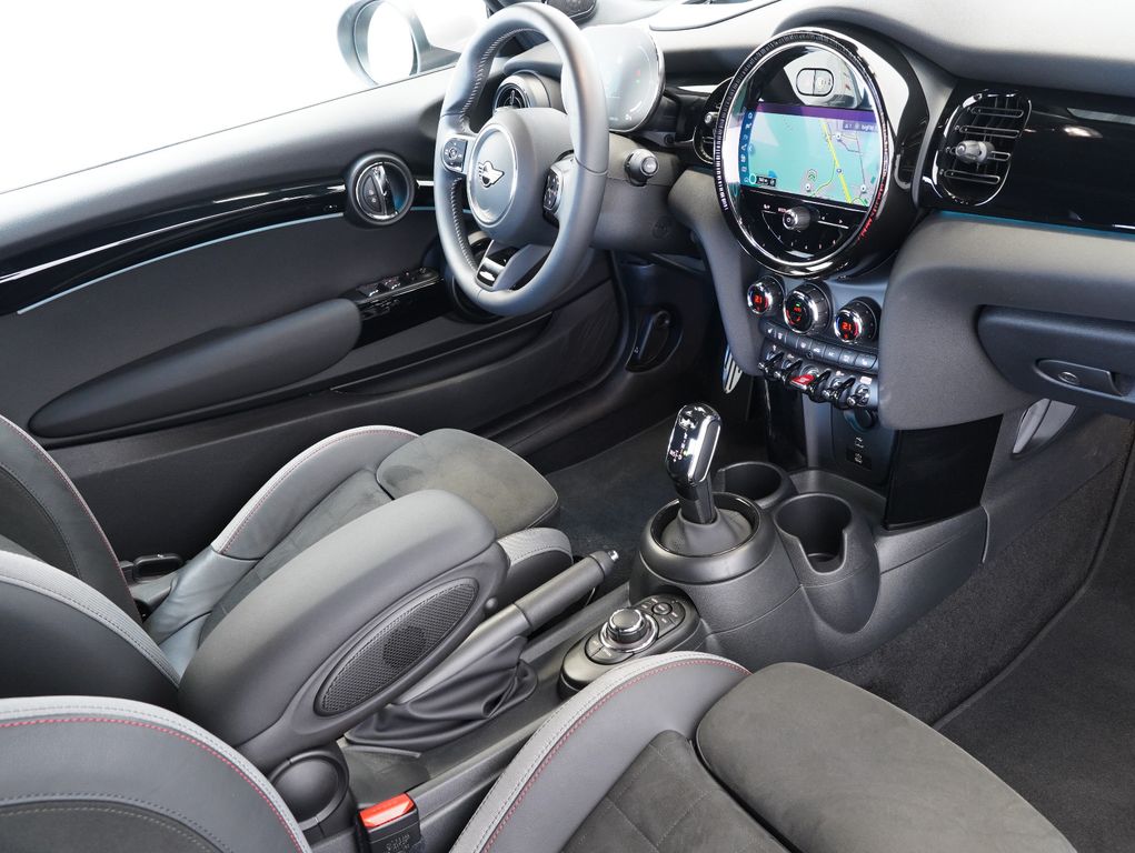 MINI Cooper Cabrio 2023