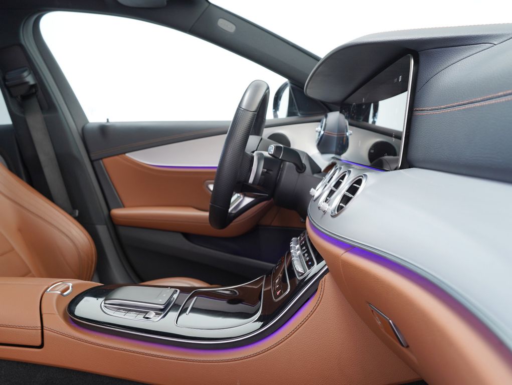 Mercedes-Benz E 300 2021