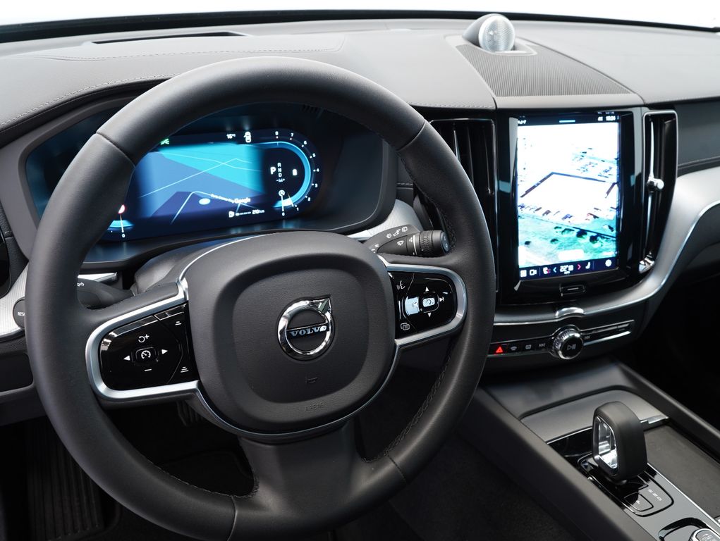 Volvo XC60 2022
