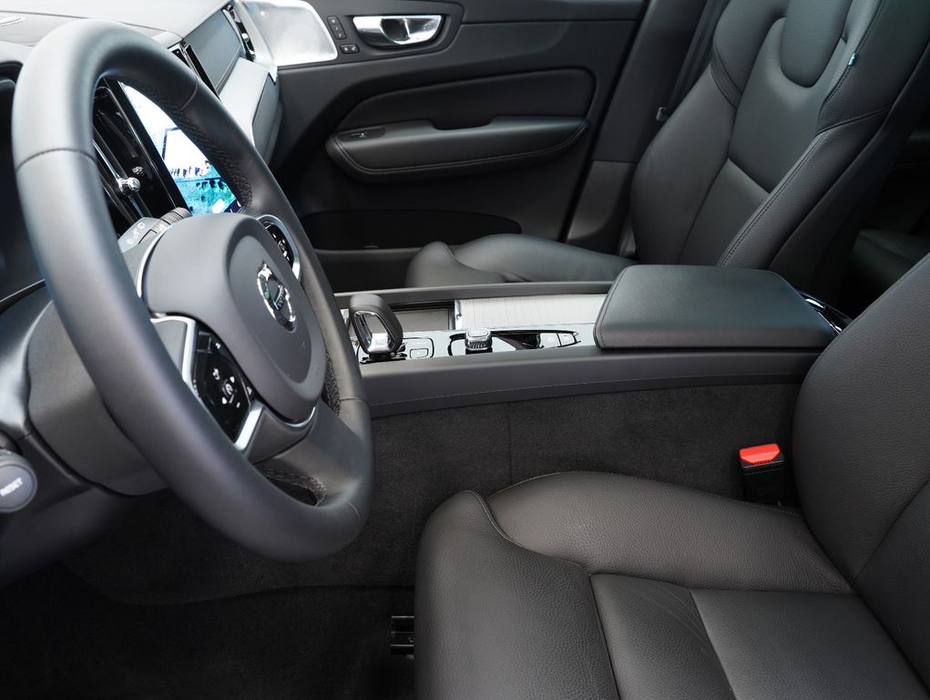 Volvo XC60 2022