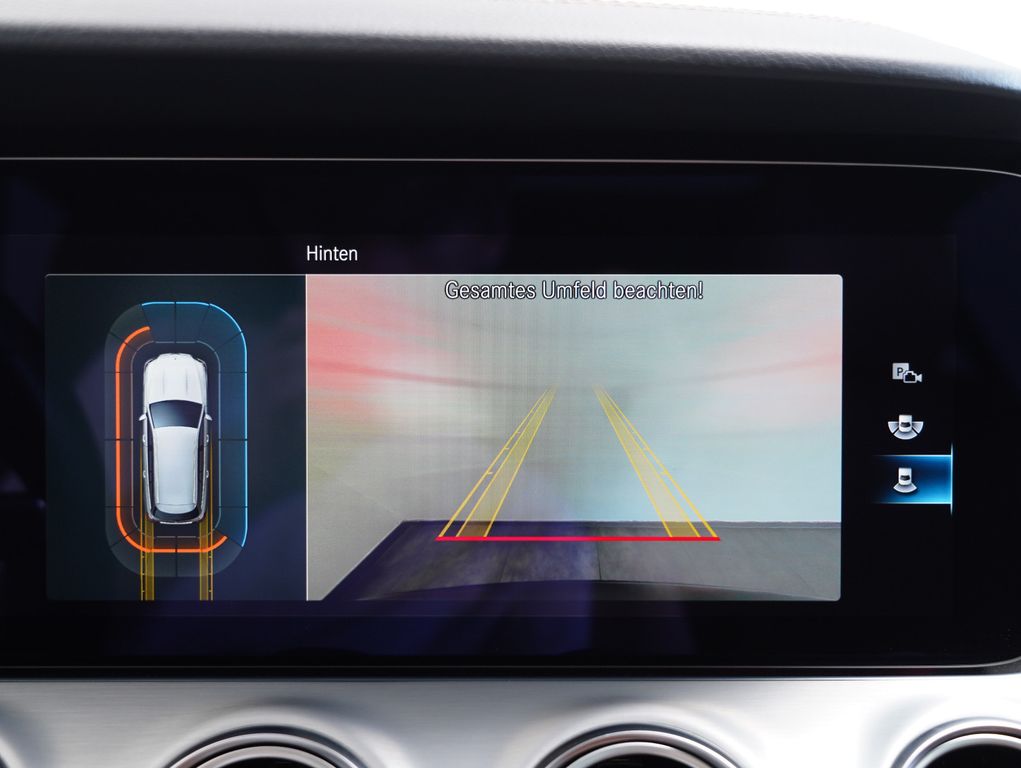 Mercedes-Benz E 300 2021