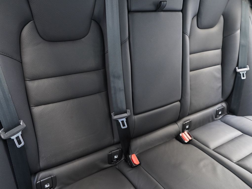 Volvo V60 Cross Country 2022