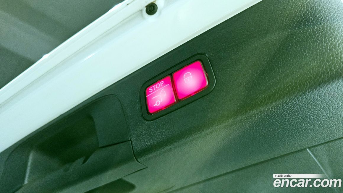 Mercedes-Benz GLC-Class 2021