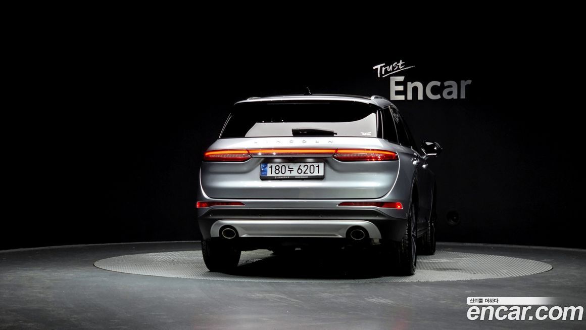 Lincoln Corsair 2021