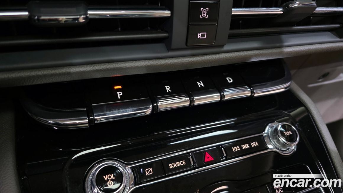 Lincoln Corsair 2021