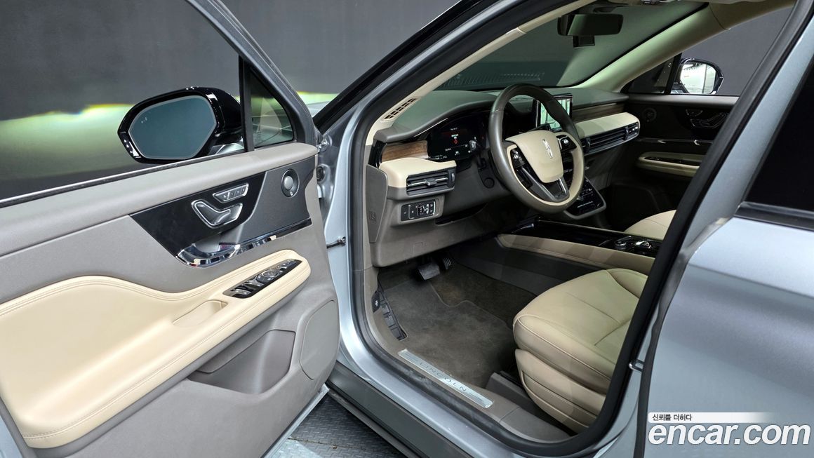 Lincoln Corsair 2021