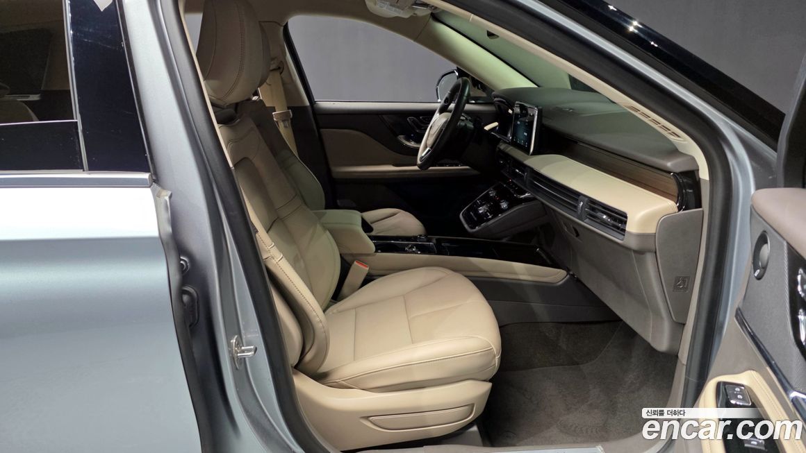 Lincoln Corsair 2021