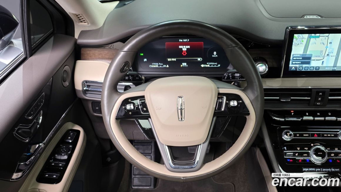 Lincoln Corsair 2021