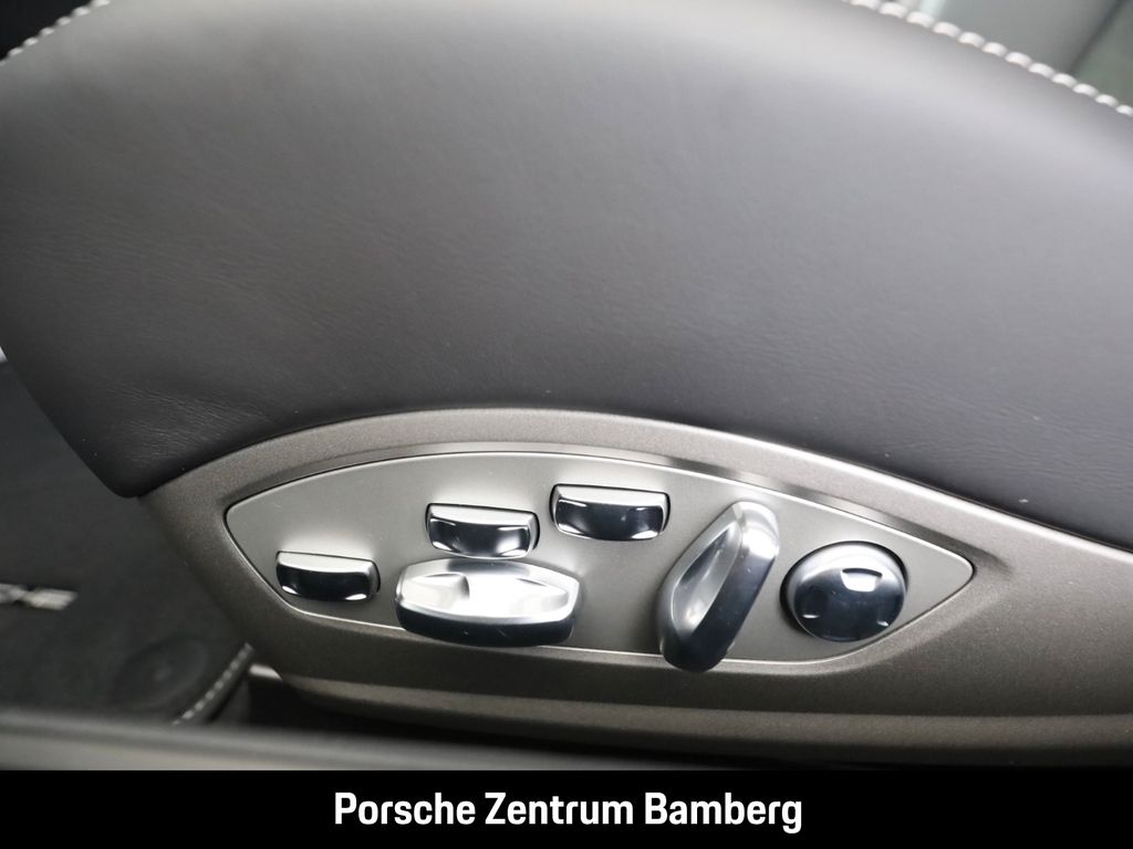 Porsche Cayman 2025