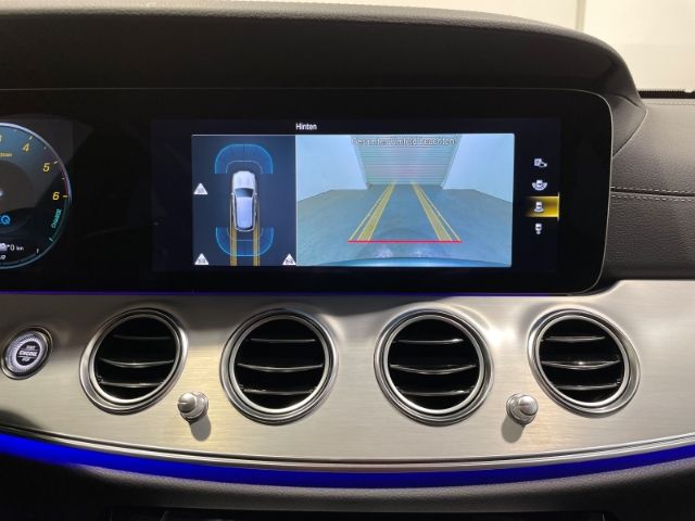 Mercedes-Benz E 300 2021