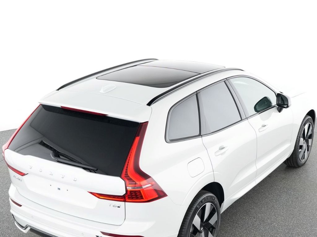 Volvo XC60 2025