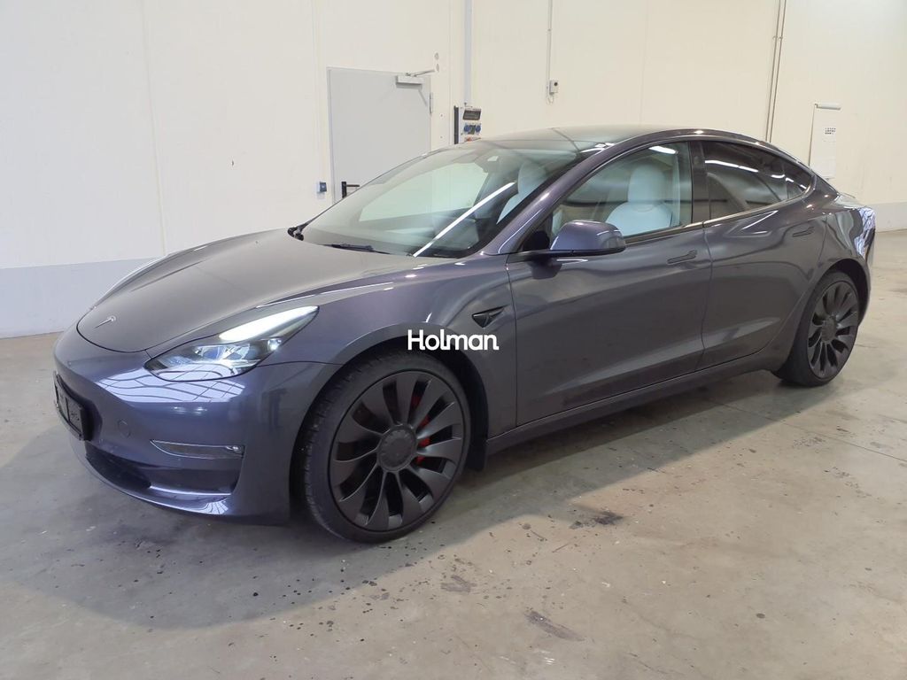 Tesla Model 3 2022