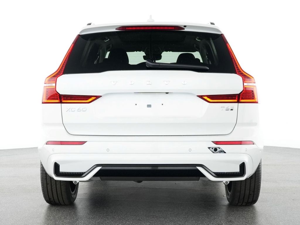 Volvo XC60 2025